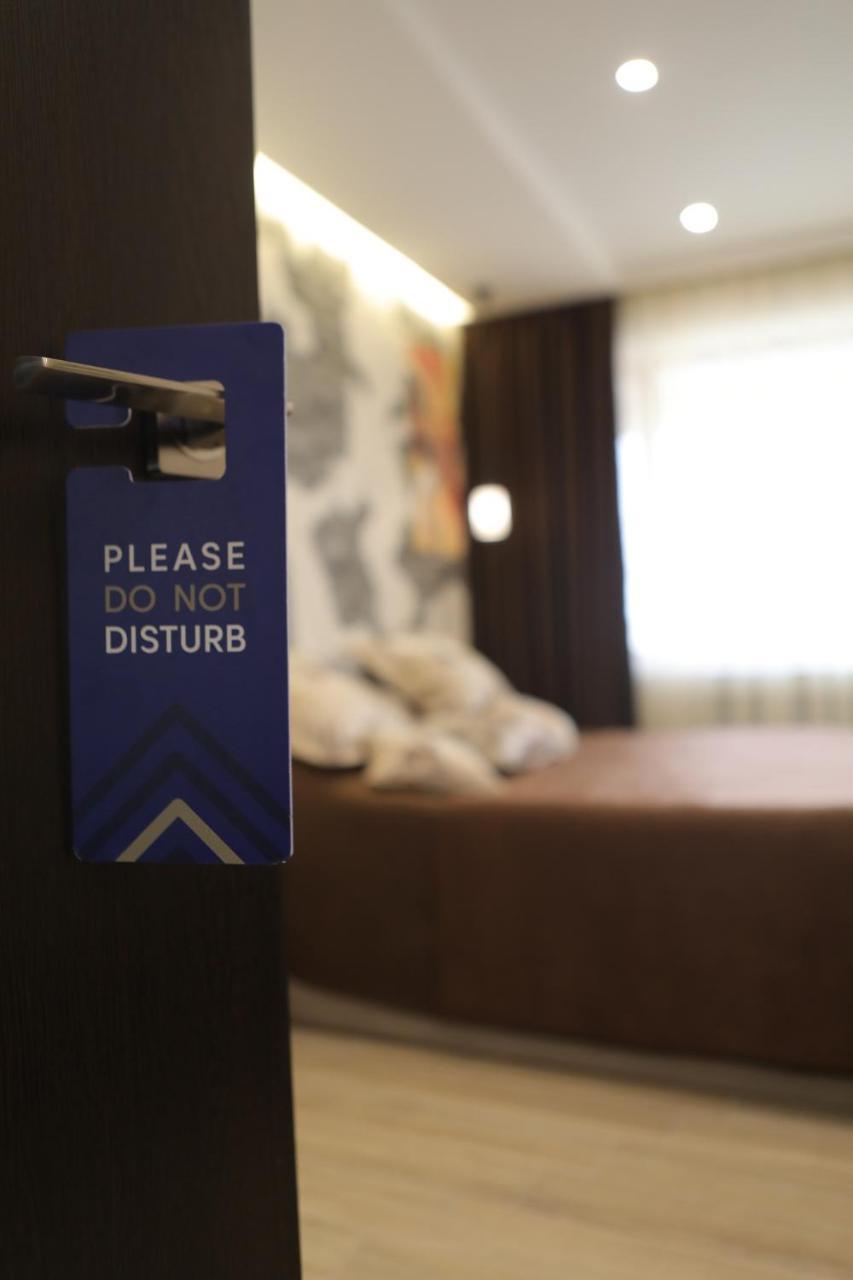 4Room Hotel Γιερεβάν Εξωτερικό φωτογραφία