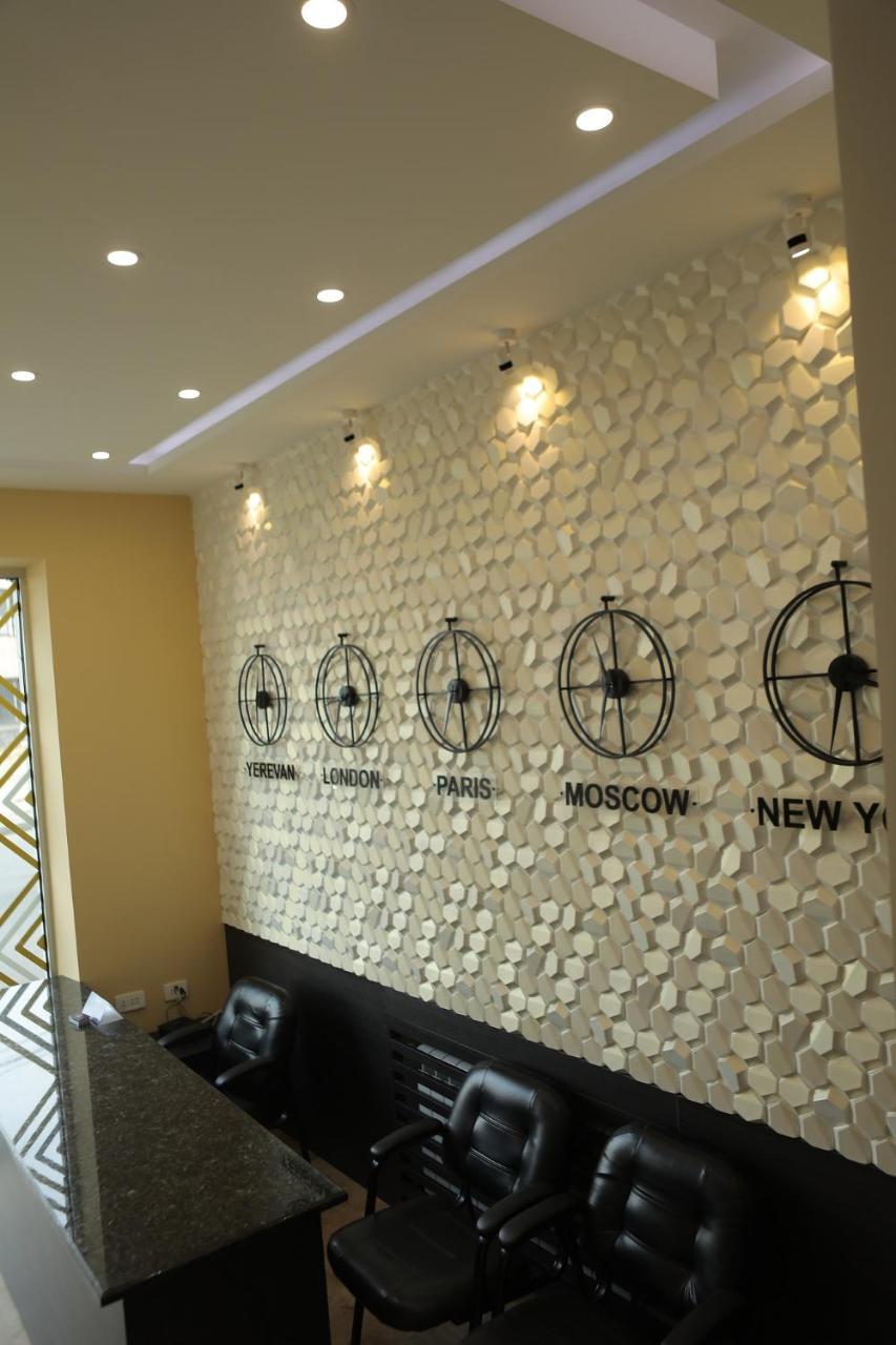 4Room Hotel Γιερεβάν Εξωτερικό φωτογραφία